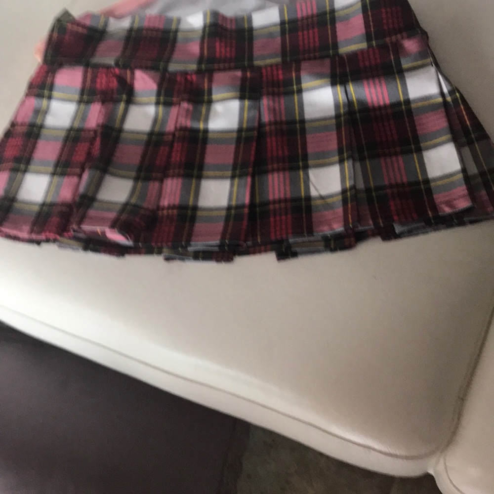 Plaid school girl skirt size Medium NWOT